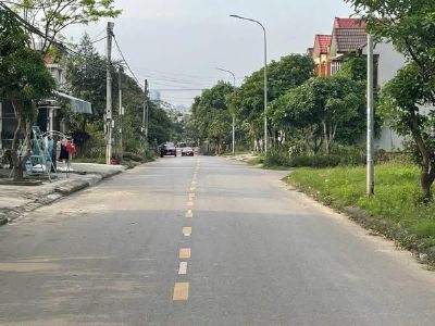 Nhà cấp 04 cho thuê Địa chỉ nhà tại: đường Nguyễn Cảnh Chân, Thành phố Đông Hà, Quảng Trị.