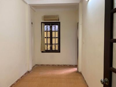Chính chủ cho thuê nhà số 10, ngách 25/16 ngõ 285 Đội Cấn, Ba Đình, Hà Nội.