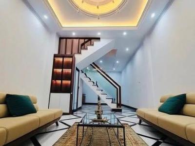 Bán gấp nhà Giải Phóng, Hoàng Mai 43m2 x 5T Nở Hậu, Ô tô vào nhà - 9.95 tỷ