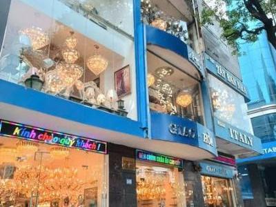 CHO THUÊ NHÀ MẶT PHỐ HOÀNG QUỐC VIỆT – 3.5 TẦNG – VỈA HÈ 8M – KD SẦM UẤT – GIÁ 45TR/THÁNG