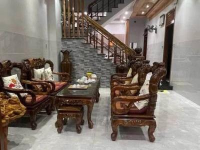 bán nhà 3 tầng - Nhà mới phong cách sang trọng đối diện trường Đại học Phạm Văn Đồng
