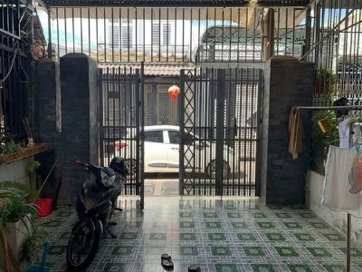 Cho thuê nhà nguyên căn gần chợ nhỏ Tân Hiệp cách chợ 350m, cách đường Nguyễn Ái Quốc 700m