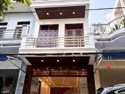Bán căn nhà bãi vượt 56 Vũ Ngọc Phan Nam Định
