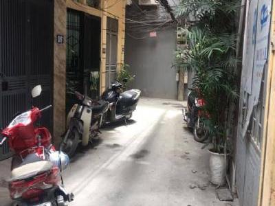 Chính chủ gửi bán nhà Phố Bùi Xương Trạch 25m2, 4 tầng giá chỉ 1,95 tỷ.