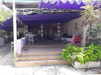 cần bán gấp nhà có quán cf dt:7*60 nở hậu 10m gần đường Lê duẩn Đồng Xoài