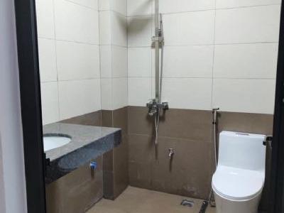 Chính chủ bán nhà 5 tầng Lê Hồng Phong ,Hà đông,giá rẻ, MT 5m,kinh doanh, ngõ thông.