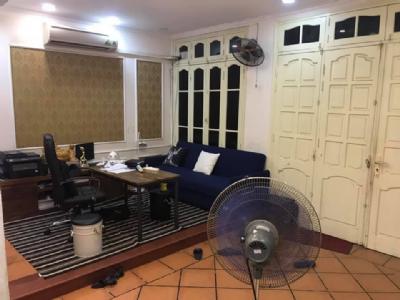 Bán gấp nhà Thanh Nhàn,ô tô quay đầu,kinh doanh,45m2 giá 4.5 tỷ