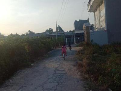 ĐẤT ĐẮC ĐỊA, ĐỐI DIỆN TRƯỜNG CẤP 2 VÀ 3 , KD BUÔN BÁN TÔT
