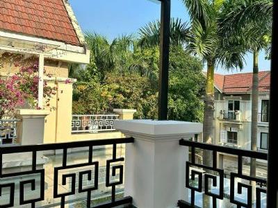 Cần cho thuê gấp Biệt thự Ciputra Xuân La Tây Hồ DT 180m Khu T7