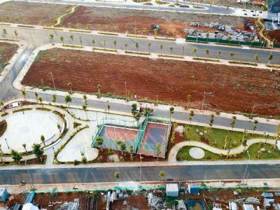 Chỉ 1,1 tỉ nhận ngay nhà phố 150 m2 MT Nguyễn Chí Thanh cùng Merc GLC 300