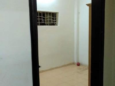 Cho thuê căn hộ chung cư 2PN Bảo Sơn ngõ 89 Lạc Long Quân. GIÁ RẺ -Diện tích 65m2 2PN 1PK 1 WC.