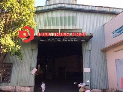 Cho thuê xưởng đường hương lộ 2 DT: 400m2 giá:28tr/tháng đường xe conterner tấn( hướng chánh nam)