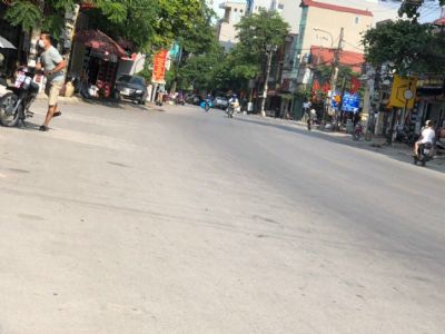 Nhỉnh 4 Tỷ Sở Hữu Lô Đất Kinh Doanh sầm uất nhất Phố Vân Trì . Đường 23B