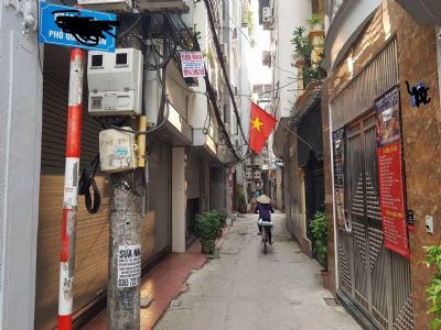 Nhà đẹp phố Quan Nhân, diện tích: 36m2, nhà 4 tầng, mặt tiền: 4,5 m; Ngõ xe Ba gác chạy vù vù.