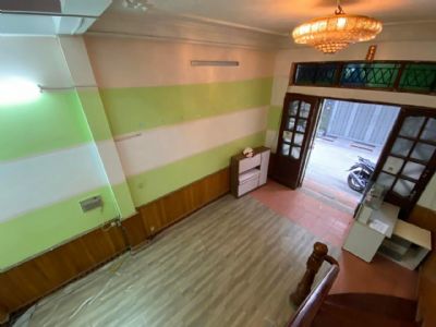 Người quen nhờ bán nhà tại Nguyễn Trãi - Thanh Xuân gần Ngã Tư sở Diện tích sổ đỏ 50m2, nhà 5 tầng