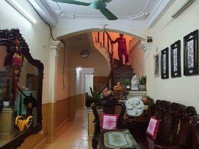 Hàng hiếm đường Kim Giang quận Hoàng Mai Diện tích: 44m2, mặt tiền: 3m. Nhà 3 tầng, 3 ngủ , 2 vs