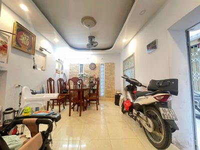 Hàng hiếm phố Chính Kinh đường Nguyễn Trãi, quận Thanh Xuân - Hà Nội