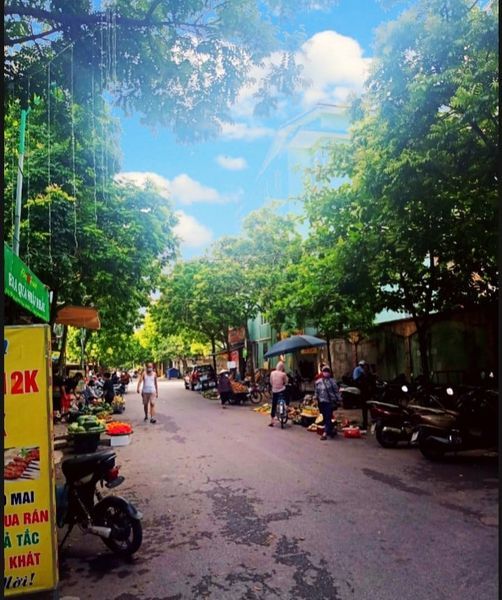 Bán nhà khu đô thị Xa La, Hà Đông, 50MX5tầng,4PNgủ,kinh doanh sầm uất. ô tô vào nhà.