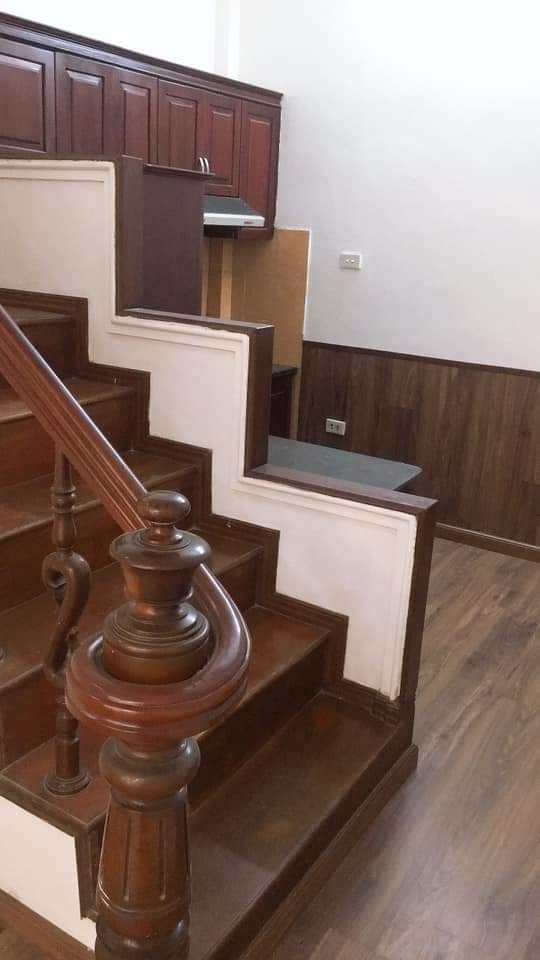 Bán nhà Cổ Nhuế 30m, 3t mt 3.3m, giá 2.25 tỷ Ba gác đỗ cửa, ngõ thông rộng.