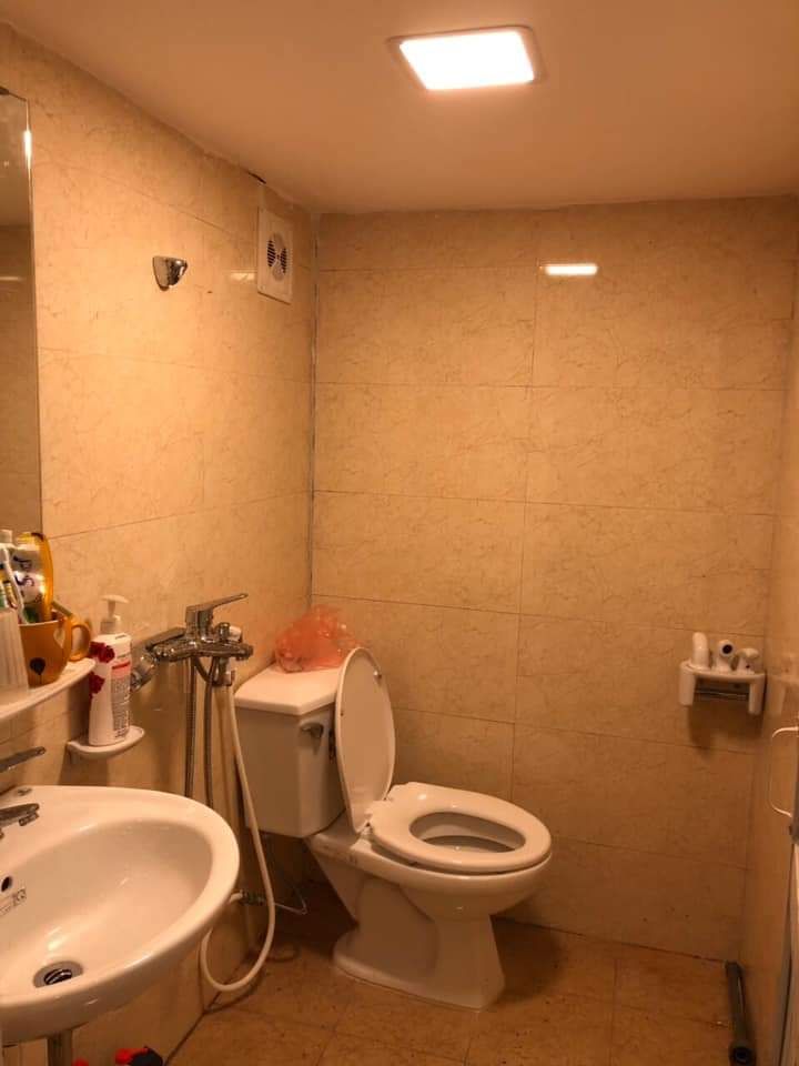 Bán Nhà Phạm Văn Đồng 39m C4, mt 4.4m, giá 2.6 tỷ