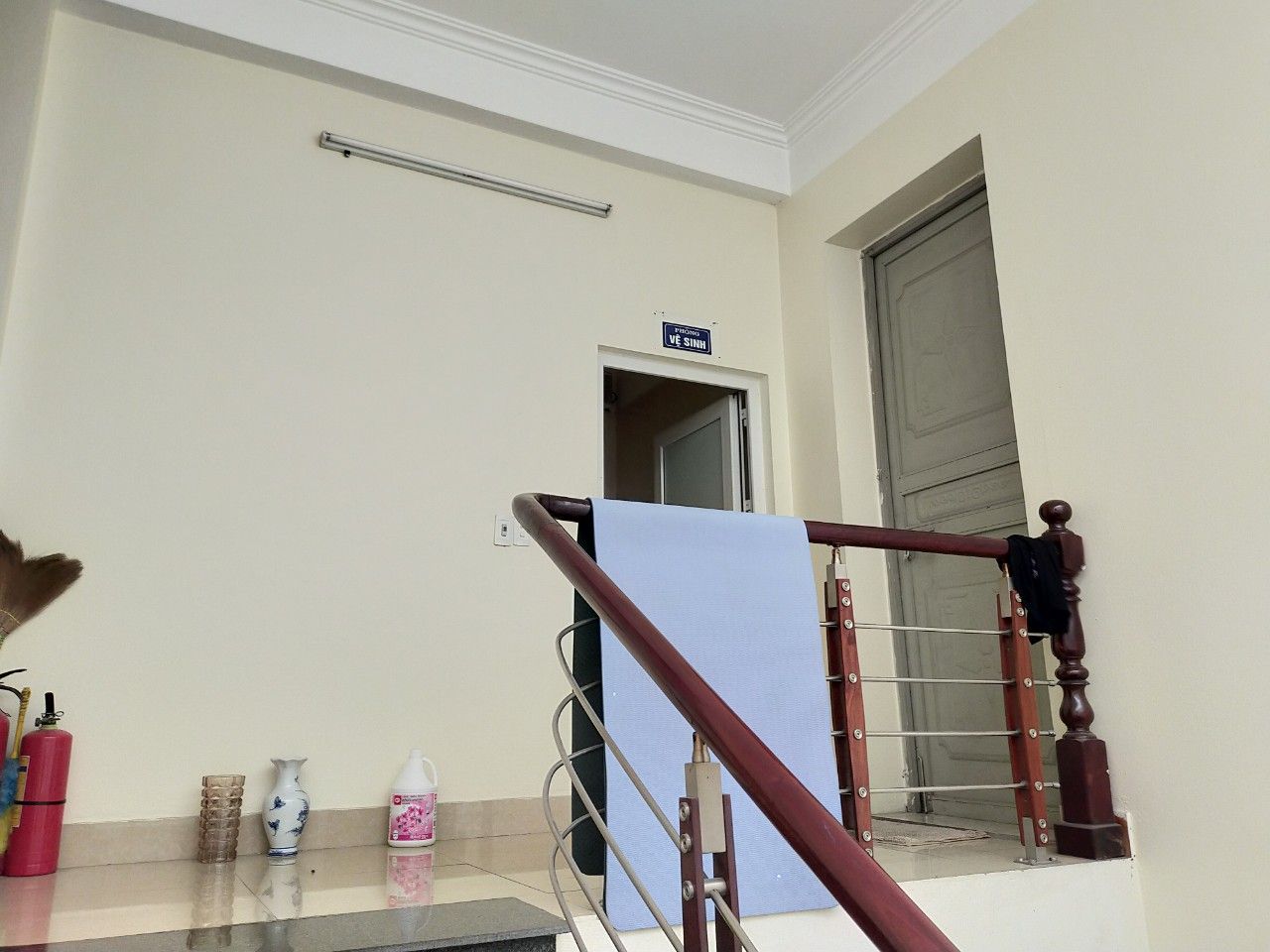 Chính chủ cần bán gấp nhà mặt phố Quang Trung, Hà Đông, Đường đôi 17m, vỉa hè 7m, 4 tầng, giá rẻ.