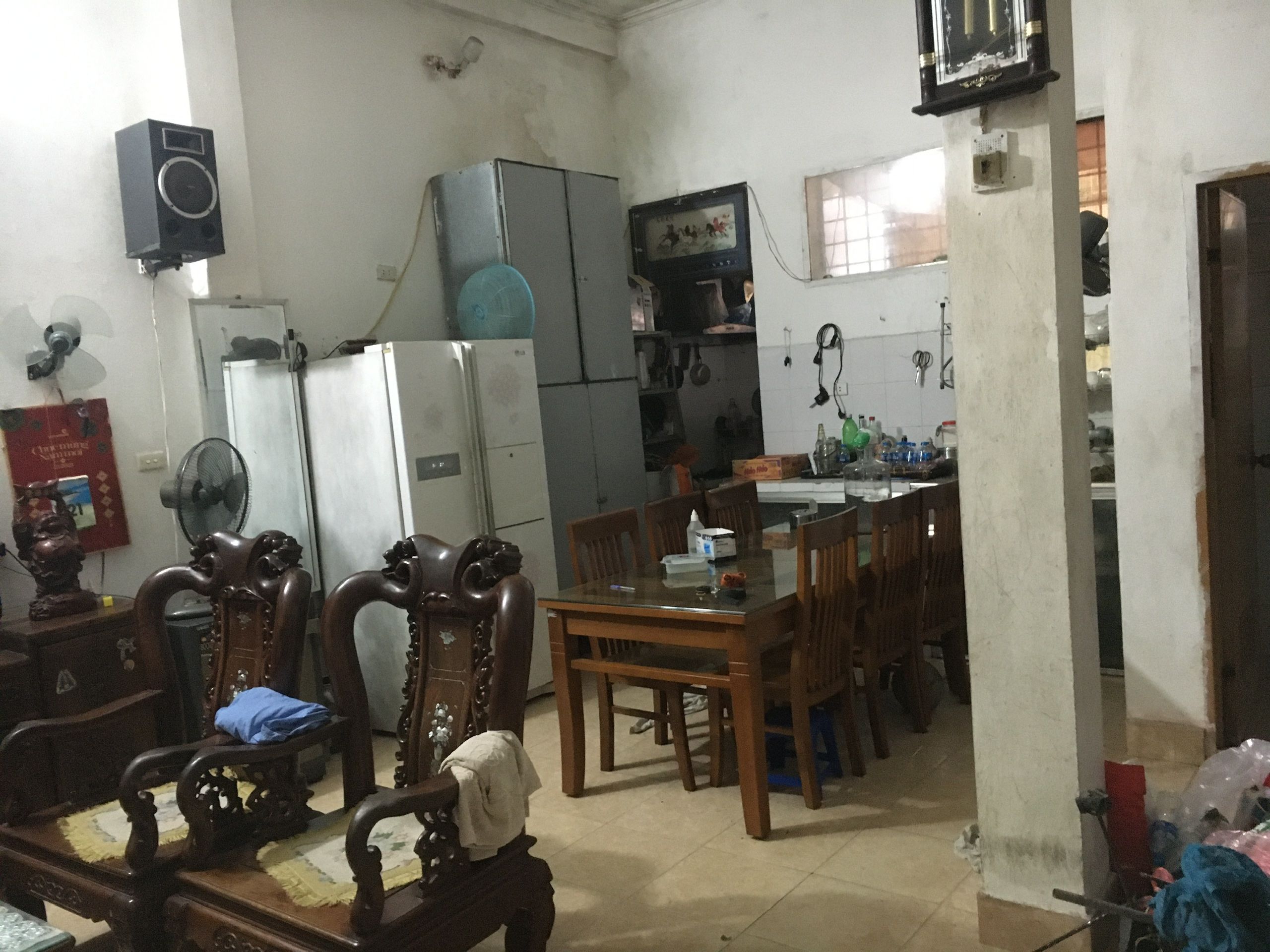 Chính chủ cho thuê nhà 3,5 tầng. Có thể làm VP hoặc người đi làm, SV thuê chung.Cách Liễu Giai 400m