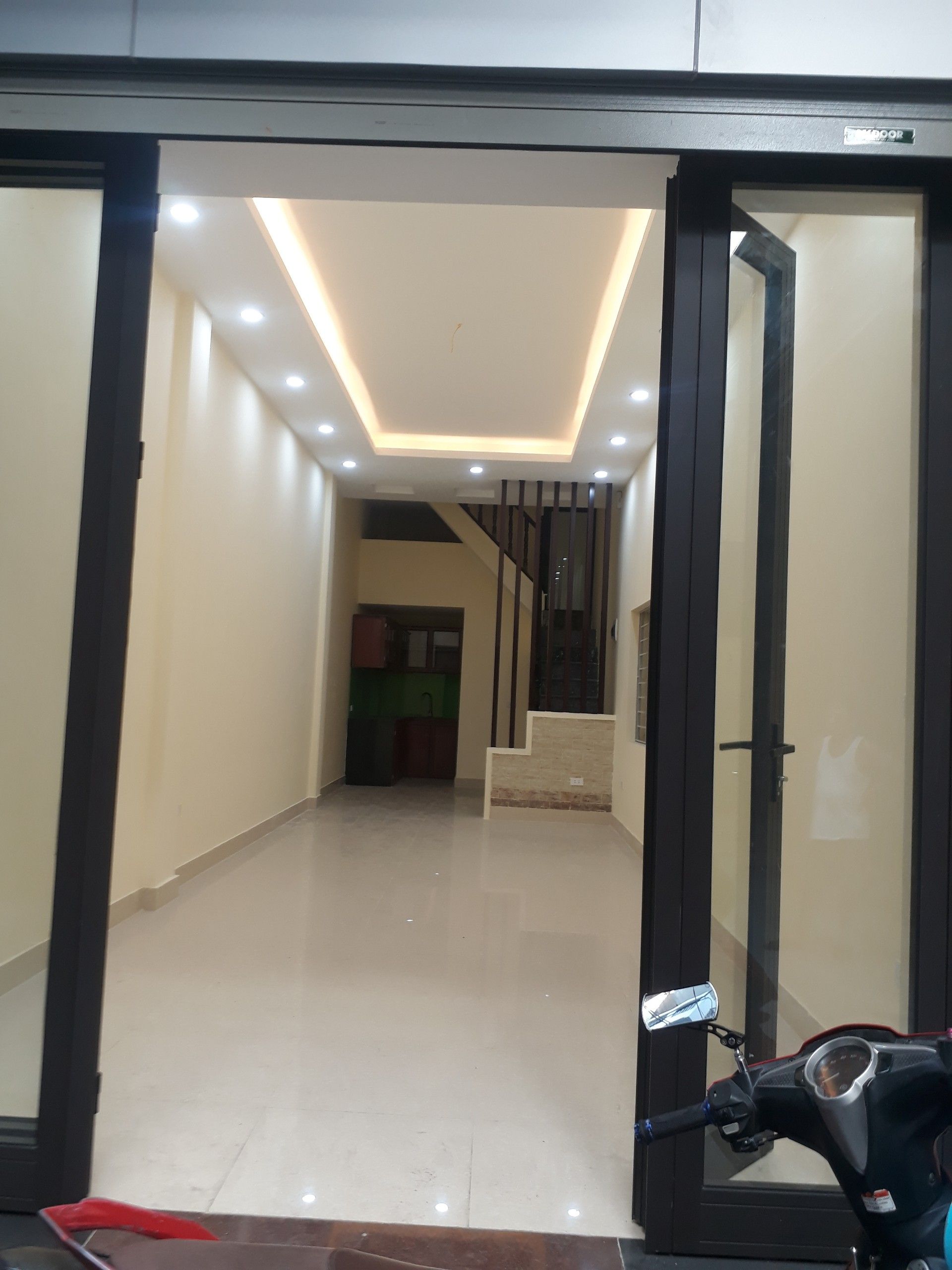 BÁN NHÀ PHỐ XA LA HÀ ĐÔNG 50M,KINH DOANH,5 TẦNG 2 MẶT THOÁNG,Ô TÔ VÀO NHÀ ,GIÁ 6,299 TỶ