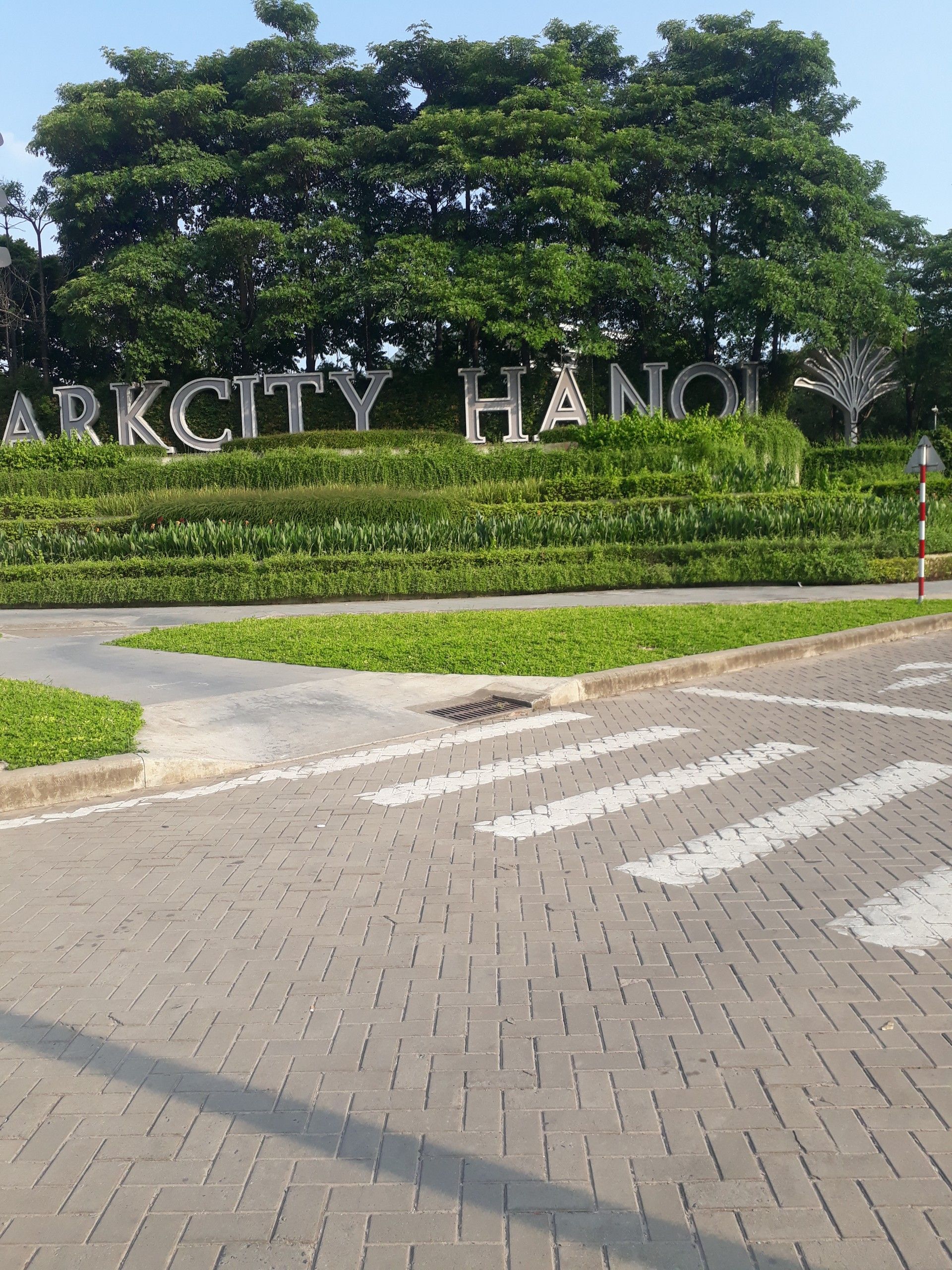 BÁN NHÀ PHỐ XA LA HÀ ĐÔNG 50M,KINH DOANH,5 TẦNG 2 MẶT THOÁNG,Ô TÔ VÀO NHÀ ,GIÁ 6,299 TỶ
