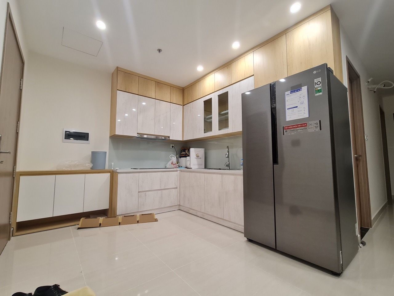 Chính chủ bán căn góc toà S103 view bể bơi, bàn giao full nội thất Giá 2.6tỷ bao phí diện tích 68m