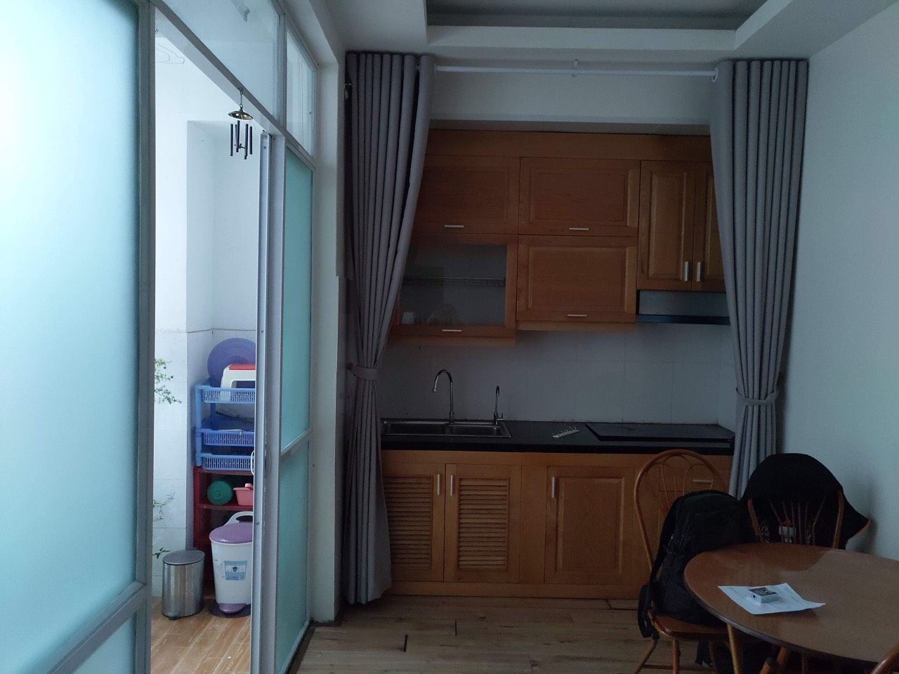 N2F HOÀNG ĐẠO THUÝ- TX: Tầng thấp Dt: 68m Giá: 2.45 tỷ P.ngủ: 2 Wc: 1 Ban công: B Nội thất: full