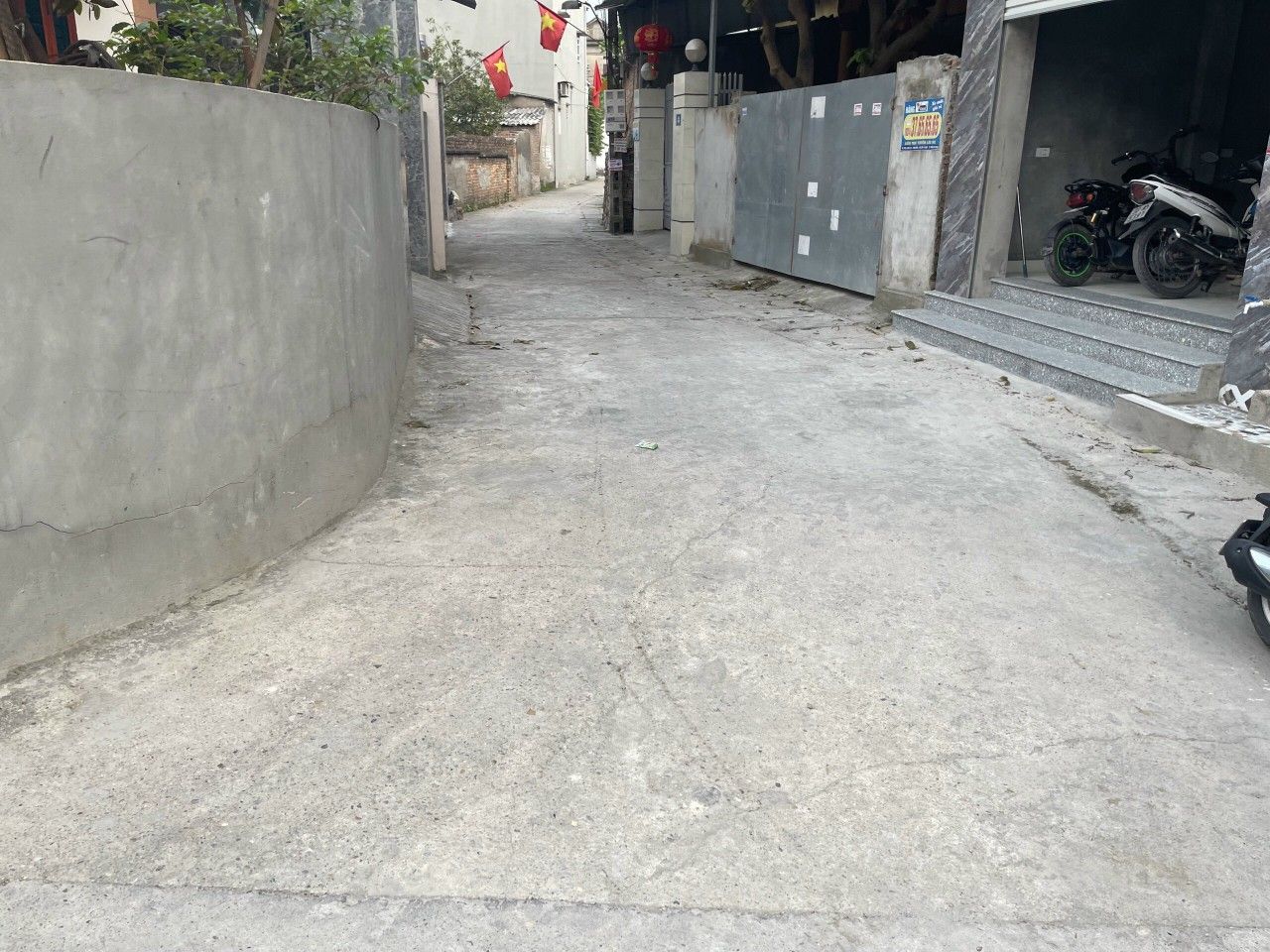 Chính chủ cần tiền sang nhượng gấp lô 3 mặt thoáng 46m Tại Quang Tiến - Sóc Sơn
