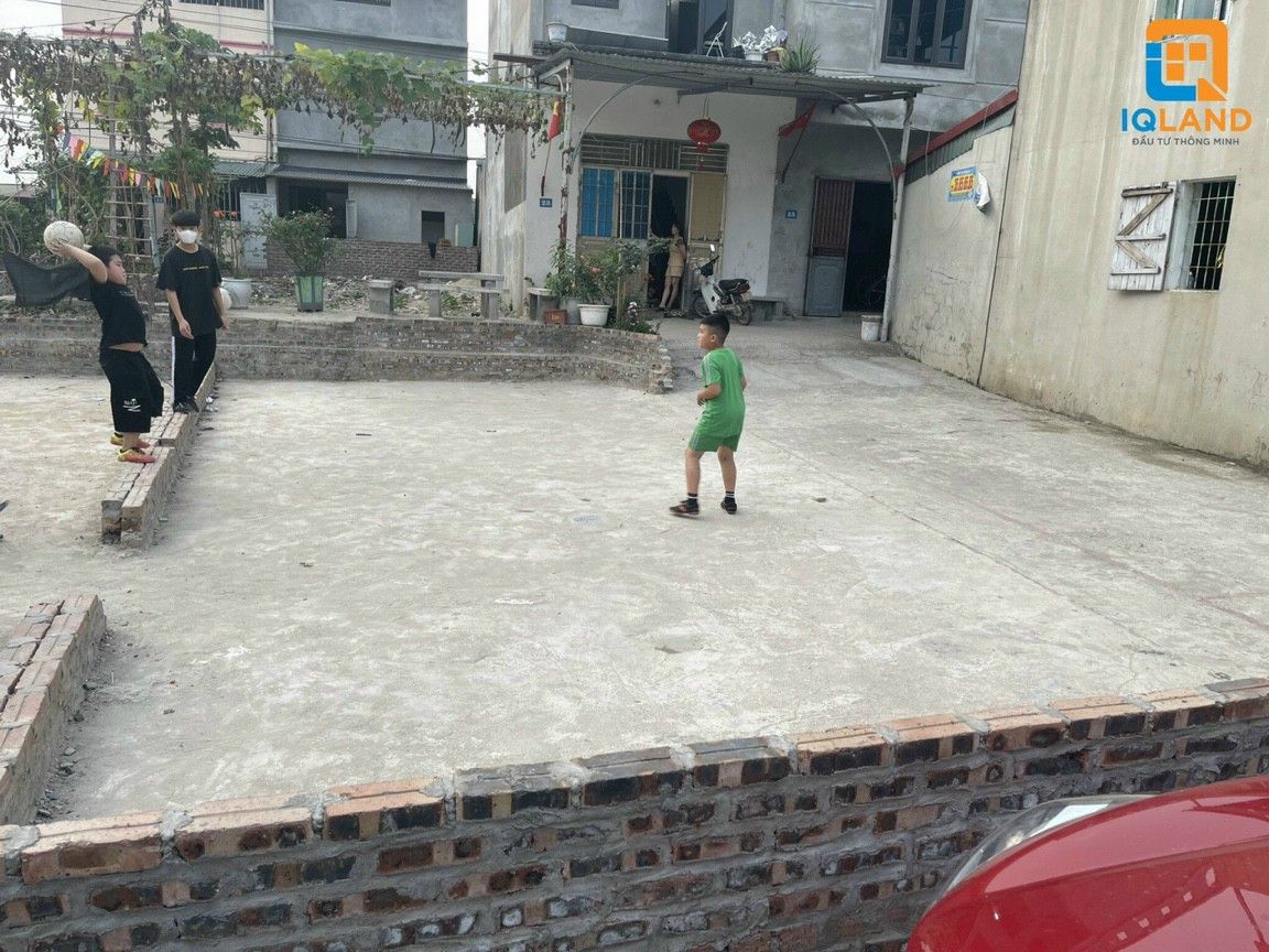 Chính chủ cần tiền sang nhượng gấp lô 3 mặt thoáng 46m Tại Quang Tiến - Sóc Sơn