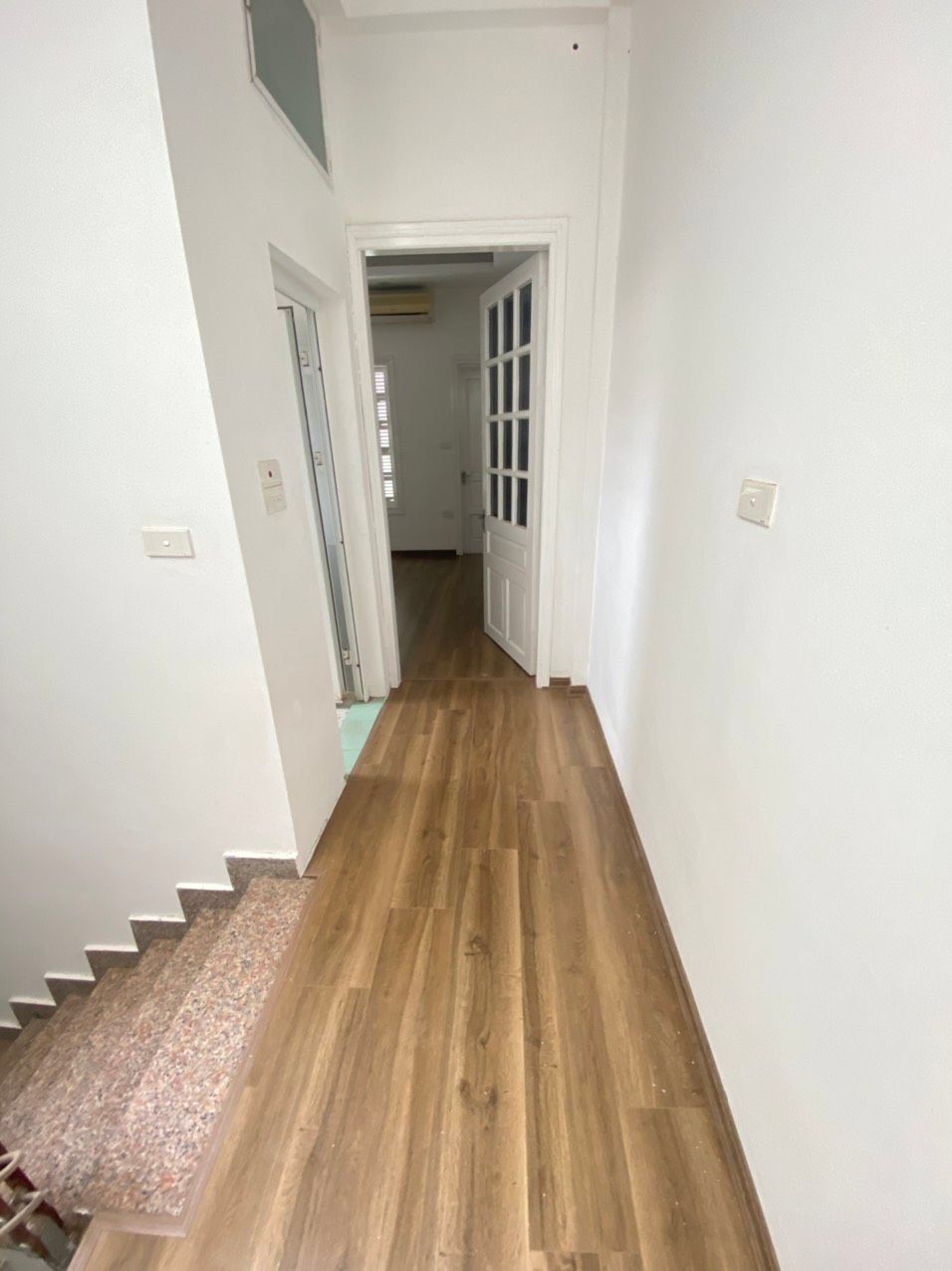 NHÀ DÂN XÂY ĐẸP CHẮC CHẮN Ở NGAY, 2 THOÁNG.Ngõ 184 TRẦN KHÁT CHÂN: 39/42mT2- 4 tầng-mt 3.6m- 4.1 tỷ