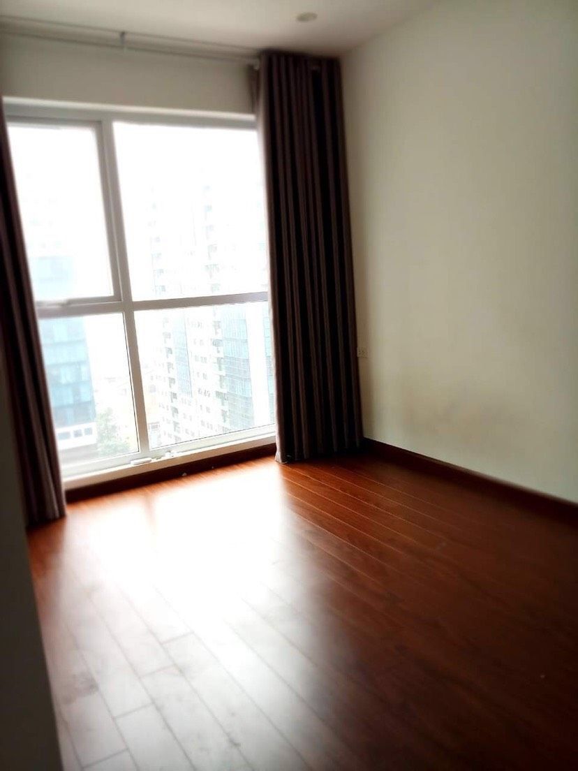 Cần chuyển nhượng chcc 90 NGUYỄN TUÂN- TX: HH2 Tầng trung Dt: 88m2 P.ngủ: 3 Wc: 2 Giá: 4,350tỷ