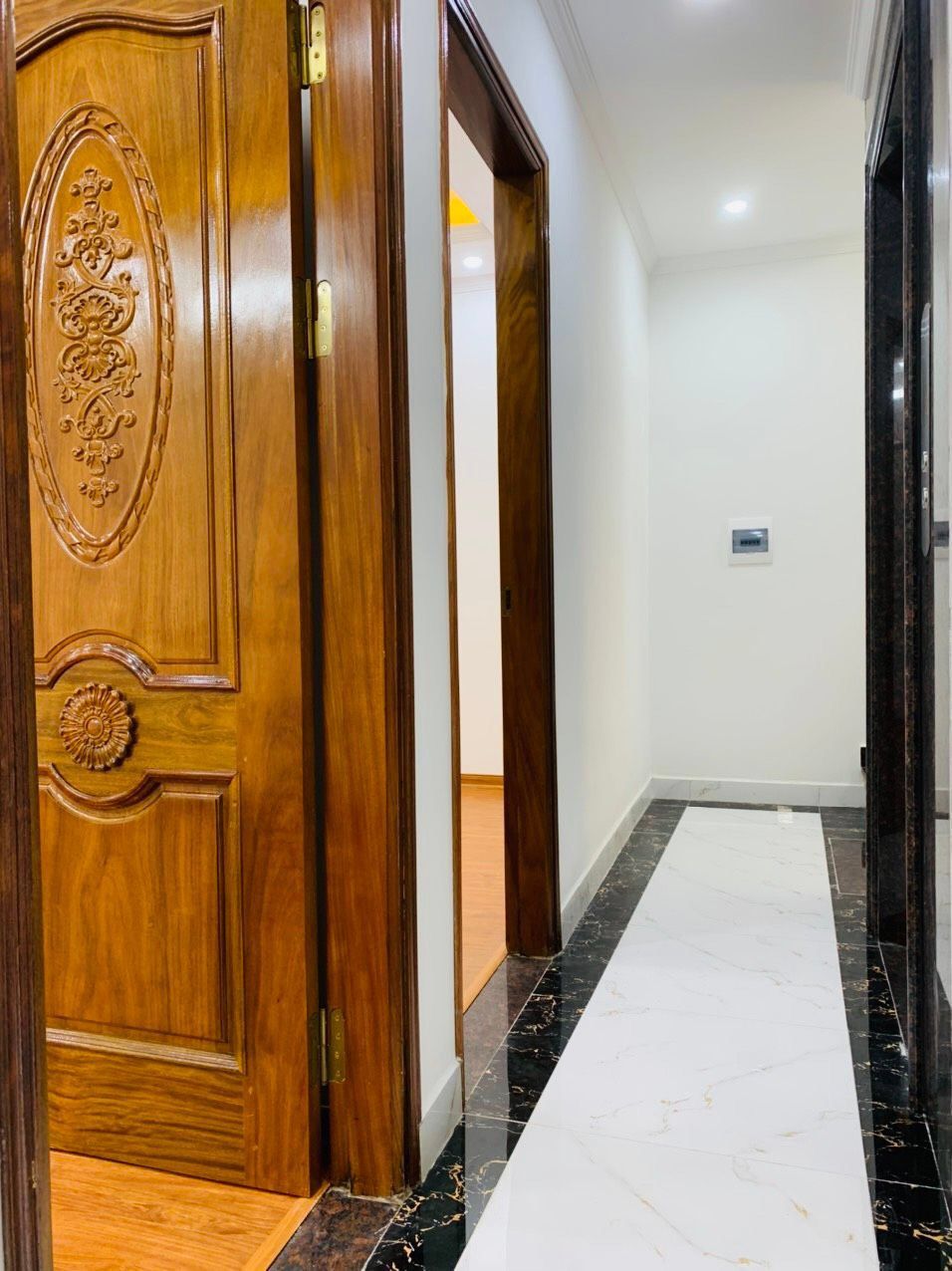 SIÊU PHẨM LÔ GÓC, THANG MÁY, 2 THOÁNG, NGÕ THÔNG NHÀ SIÊU ĐẸP 48m- 6 tầng-mt 6m- 8.5 tỷ Thanh Xuân