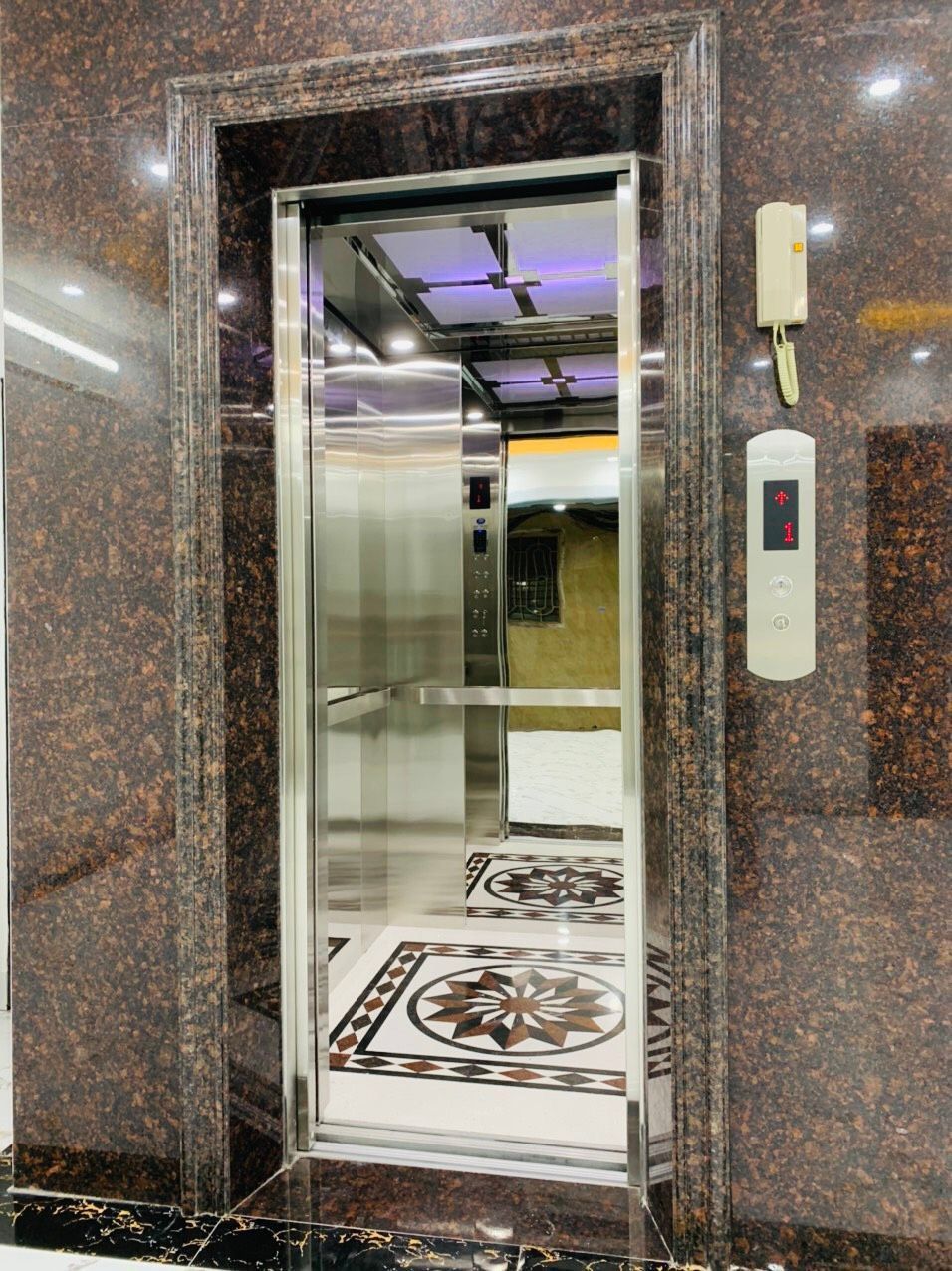 SIÊU PHẨM LÔ GÓC, THANG MÁY, 2 THOÁNG, NGÕ THÔNG NHÀ SIÊU ĐẸP 48m- 6 tầng-mt 6m- 8.5 tỷ Thanh Xuân
