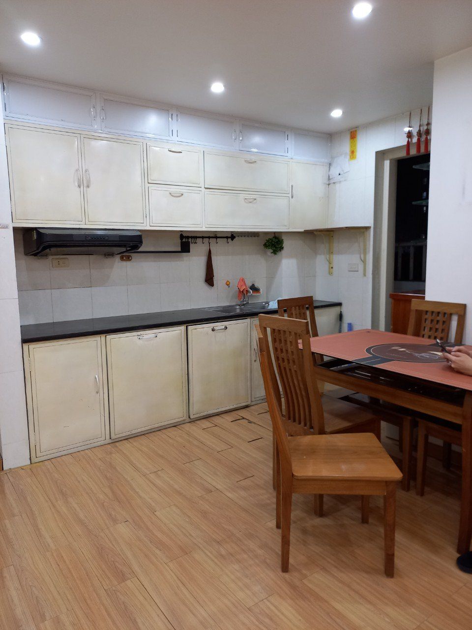 CC xala 56m căn góc tầng trung thoáng mát, sđcc, nội thất đẹp long lanh giá chi 1.2x tỷ