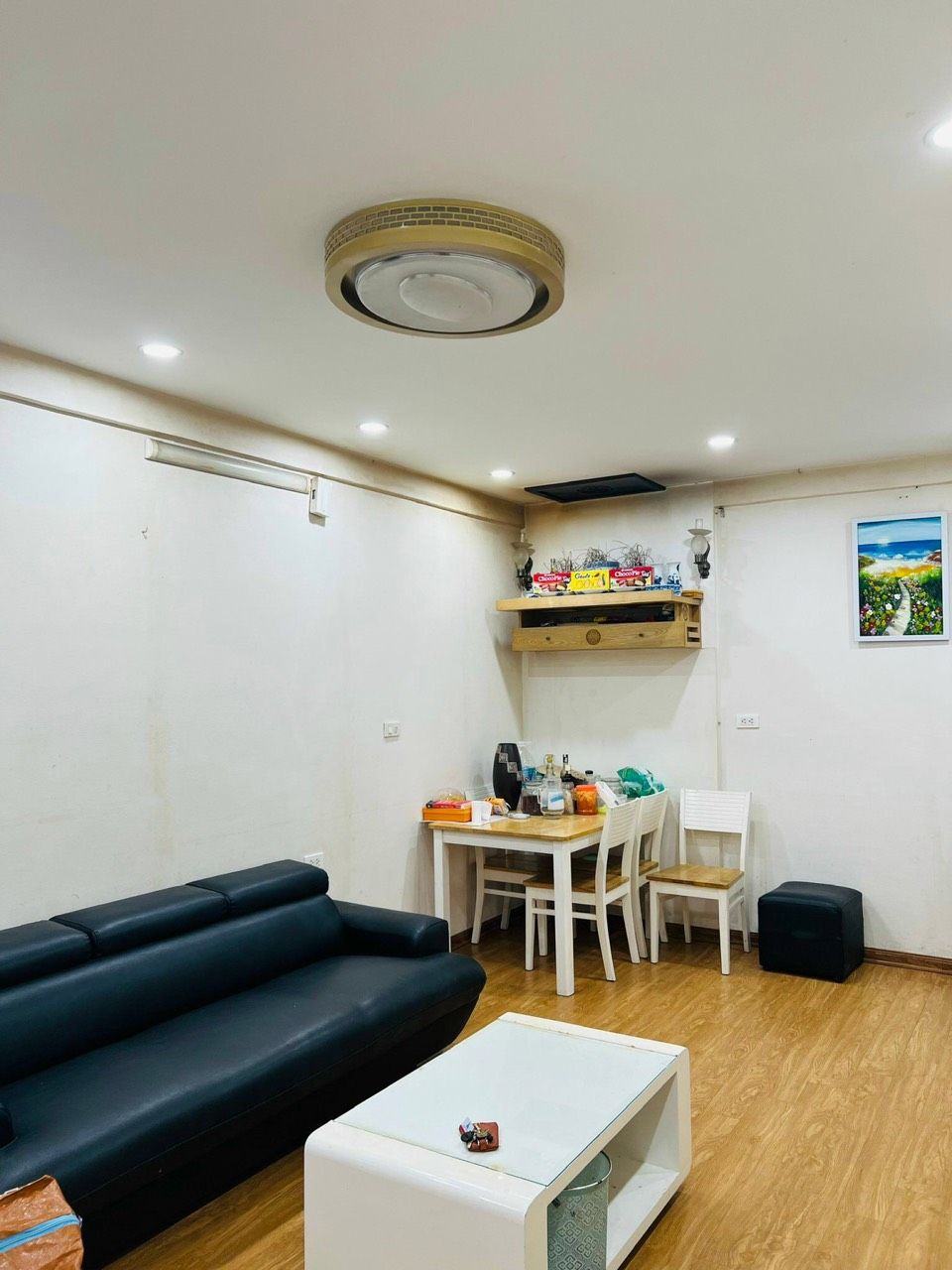 cần nhượng lại CH Chung cư RICE CITY LINH ĐÀM-HM: Tầng trung.Tầng thấp 1. Diện tích: 57,5m2