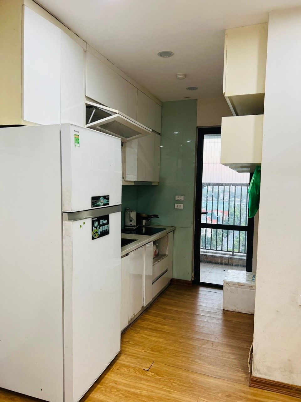 cần nhượng lại CH Chung cư RICE CITY LINH ĐÀM-HM: Tầng trung.Tầng thấp 1. Diện tích: 57,5m2