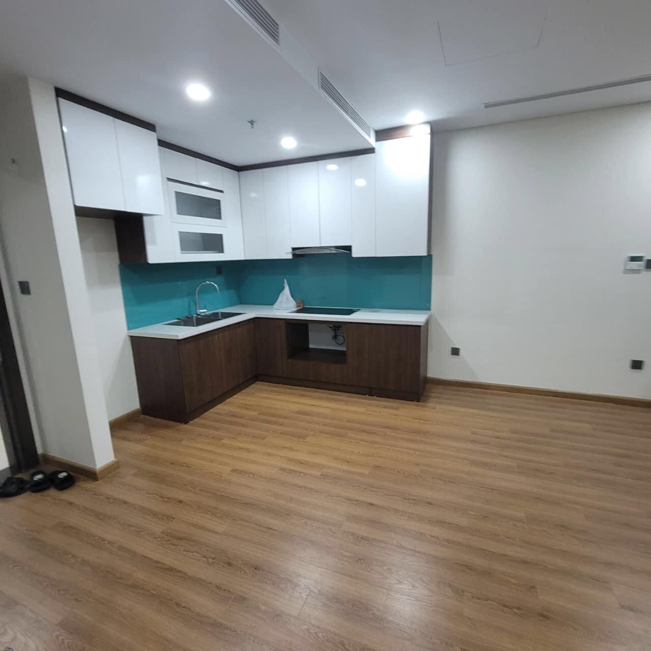 CHCC THE TERRA AN HƯNG- Tố Hữu- HĐ: Giá: 3.05 tỷ Nội thất: Bàn giao đồ liền tường