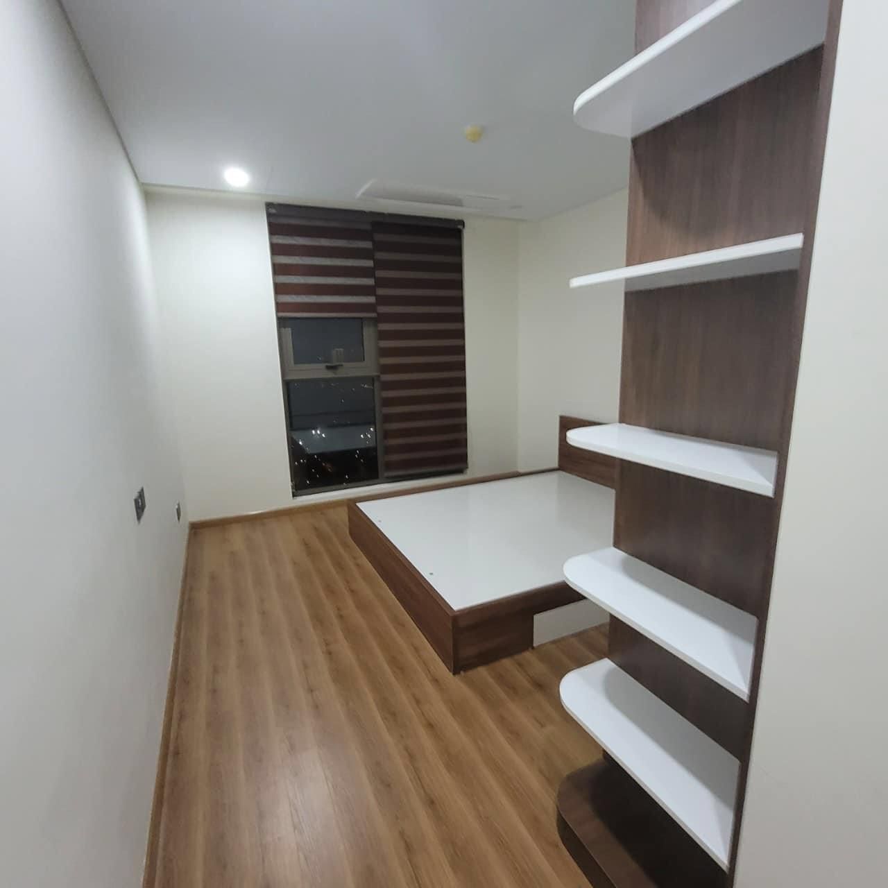 CHCC THE TERRA AN HƯNG- Tố Hữu- HĐ: Giá: 3.05 tỷ Nội thất: Bàn giao đồ liền tường