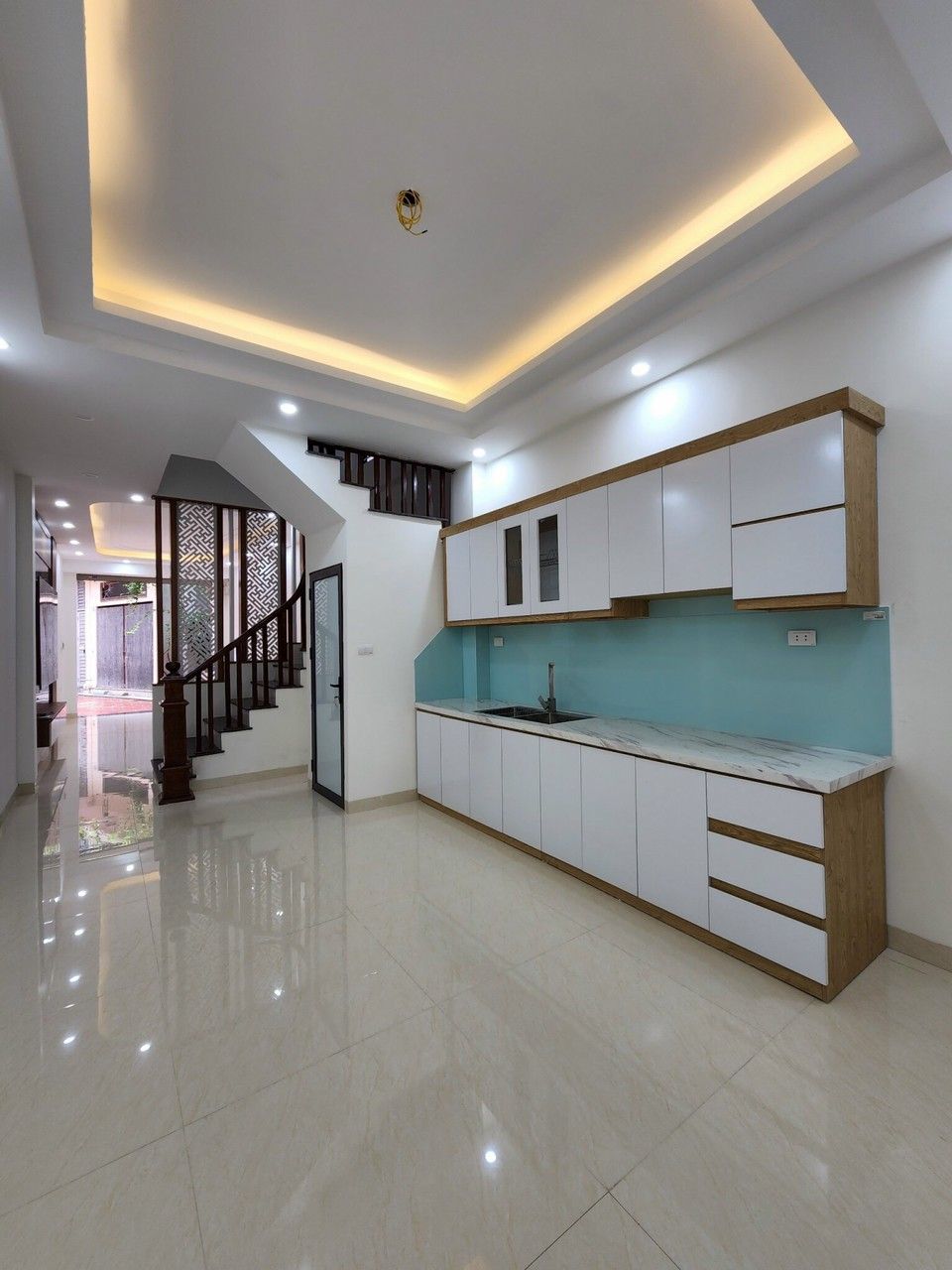 Người quen nhờ bán hộ nhà phố Khương Trung - Thanh Xuân - Hà Nội. Ngõ rộng Thông tứ tung, xe Ba gác
