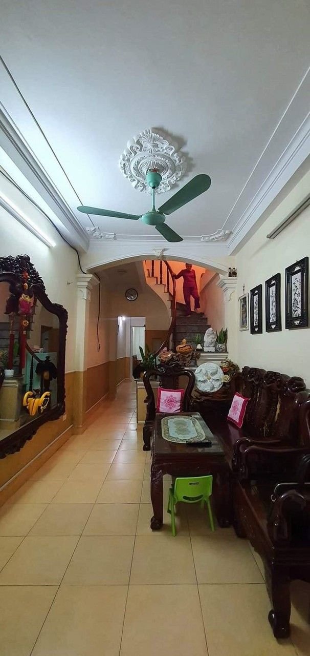 Hàng hiếm đường Kim Giang quận Hoàng Mai Diện tích: 44m2, mặt tiền: 3m. Nhà 3 tầng, 3 ngủ , 2 vs