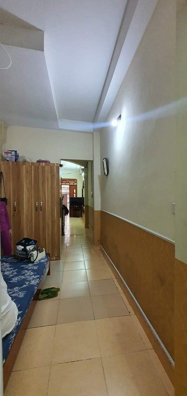 Hàng hiếm đường Kim Giang quận Hoàng Mai Diện tích: 44m2, mặt tiền: 3m. Nhà 3 tầng, 3 ngủ , 2 vs