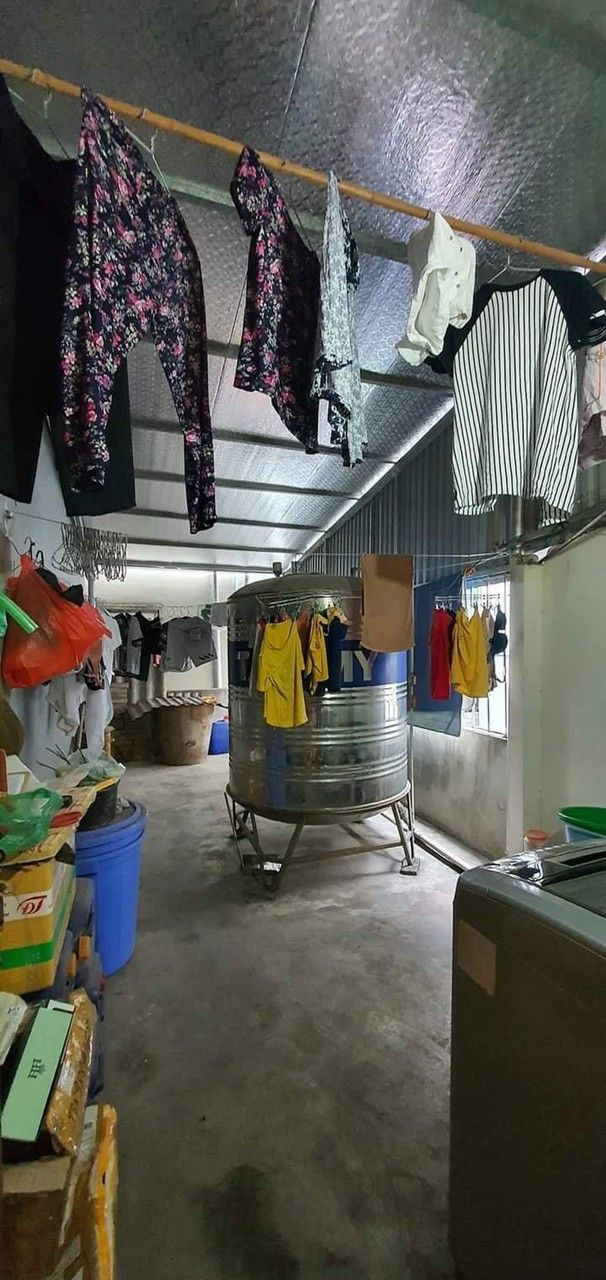 Hàng hiếm đường Kim Giang quận Hoàng Mai Diện tích: 44m2, mặt tiền: 3m. Nhà 3 tầng, 3 ngủ , 2 vs
