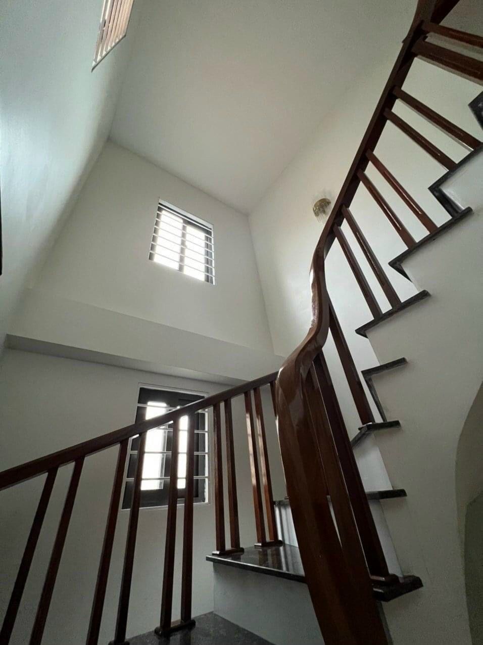Siêu phẩm ngay gần đường Nguyễn Trãi LÔ GÓC 2 MẶT THOÁNG - NHÀ ĐẸP Ở NGAY - 3 BƯỚC RA PHỐ