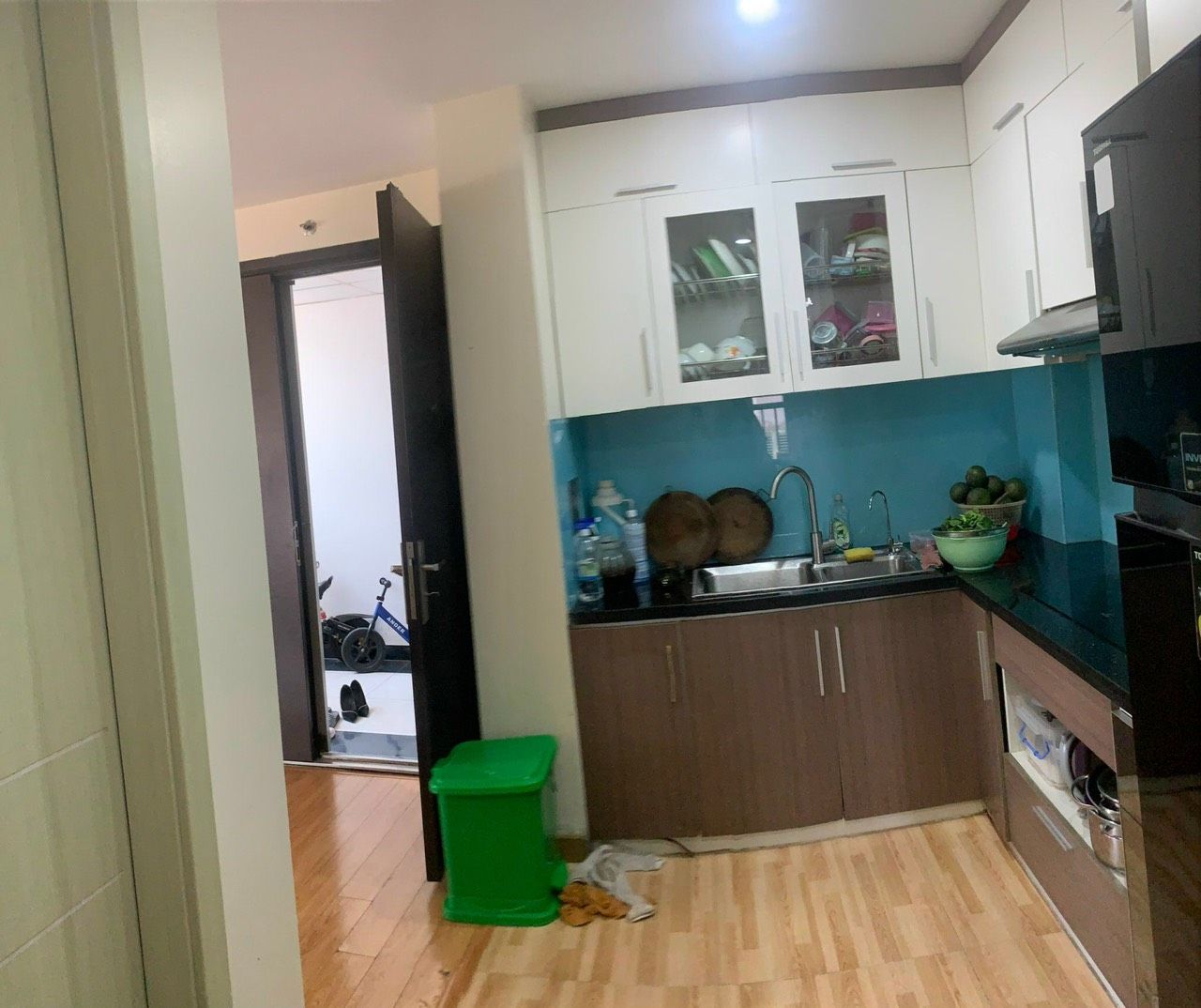 CHCC VINAPHARM- 60B NGUYỄN HUY TƯỞNG Tầng trung.09 Giá: 2.95 tỷ Nội thất: Bàn giao cơ bản