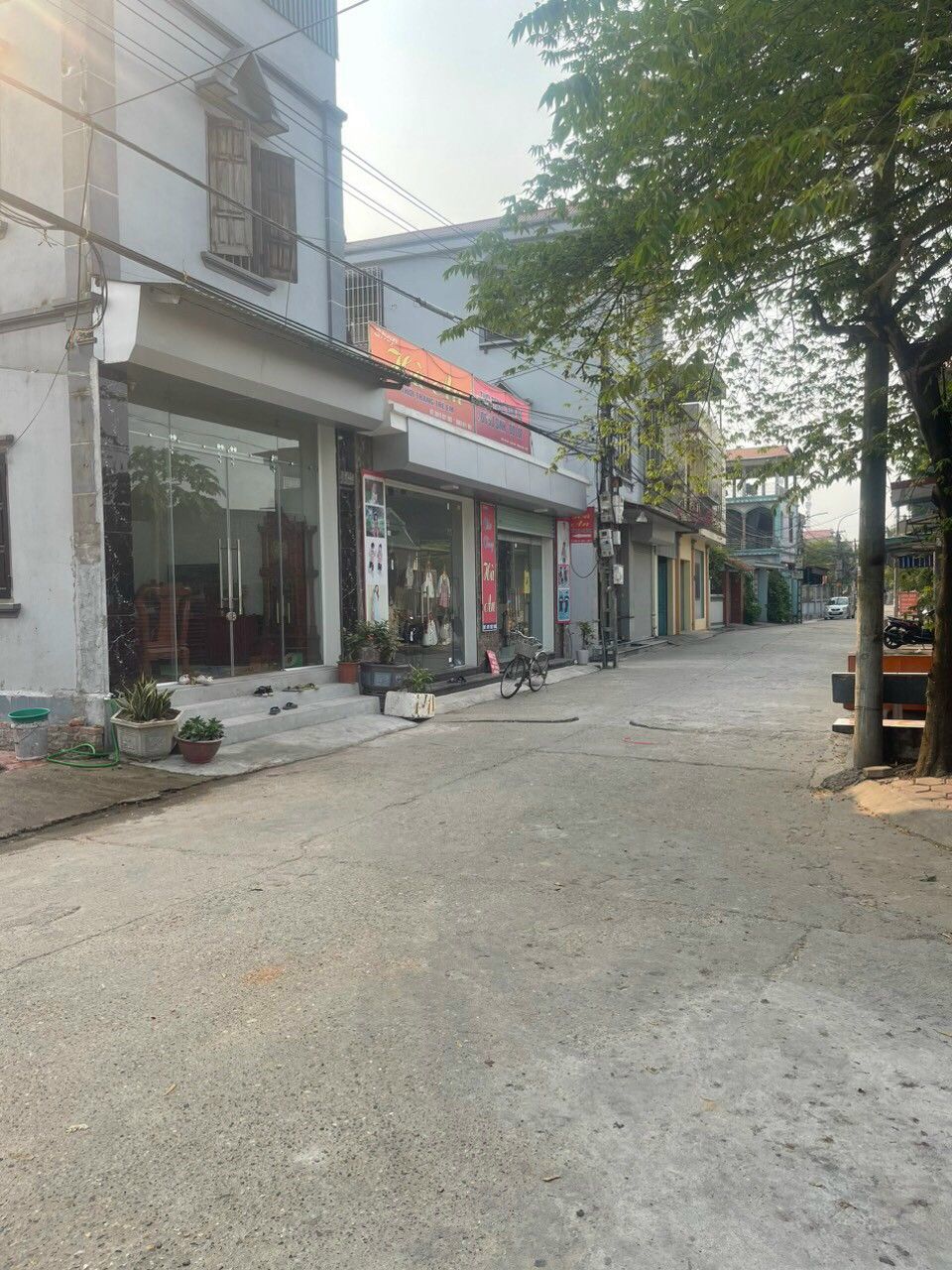 Lô góc đường rộng 7m-kinh doanh-cách bệnh viện miền đông và đường liên hà 50m
