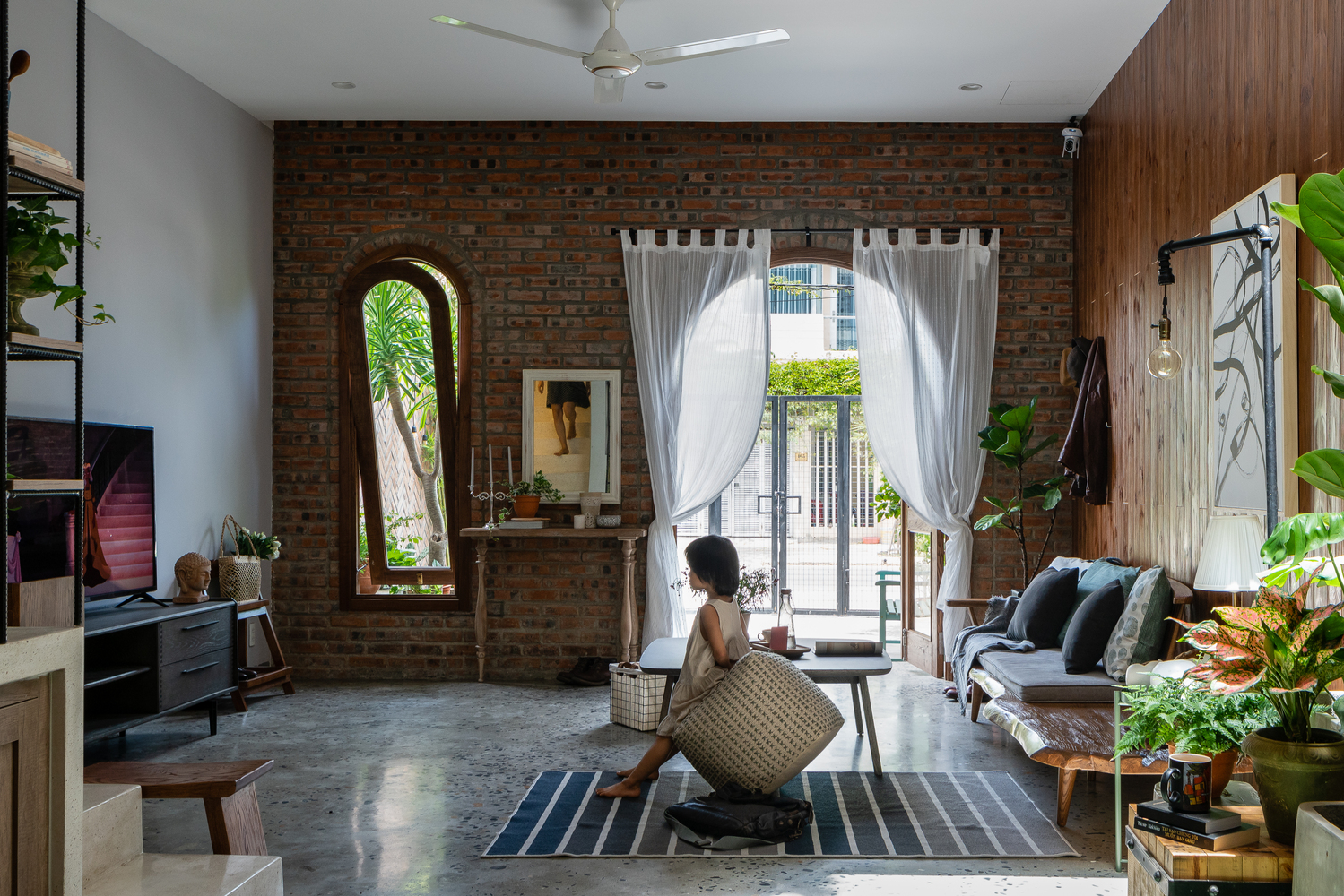 nét mộc mạc yên bình giữa tt thành phố