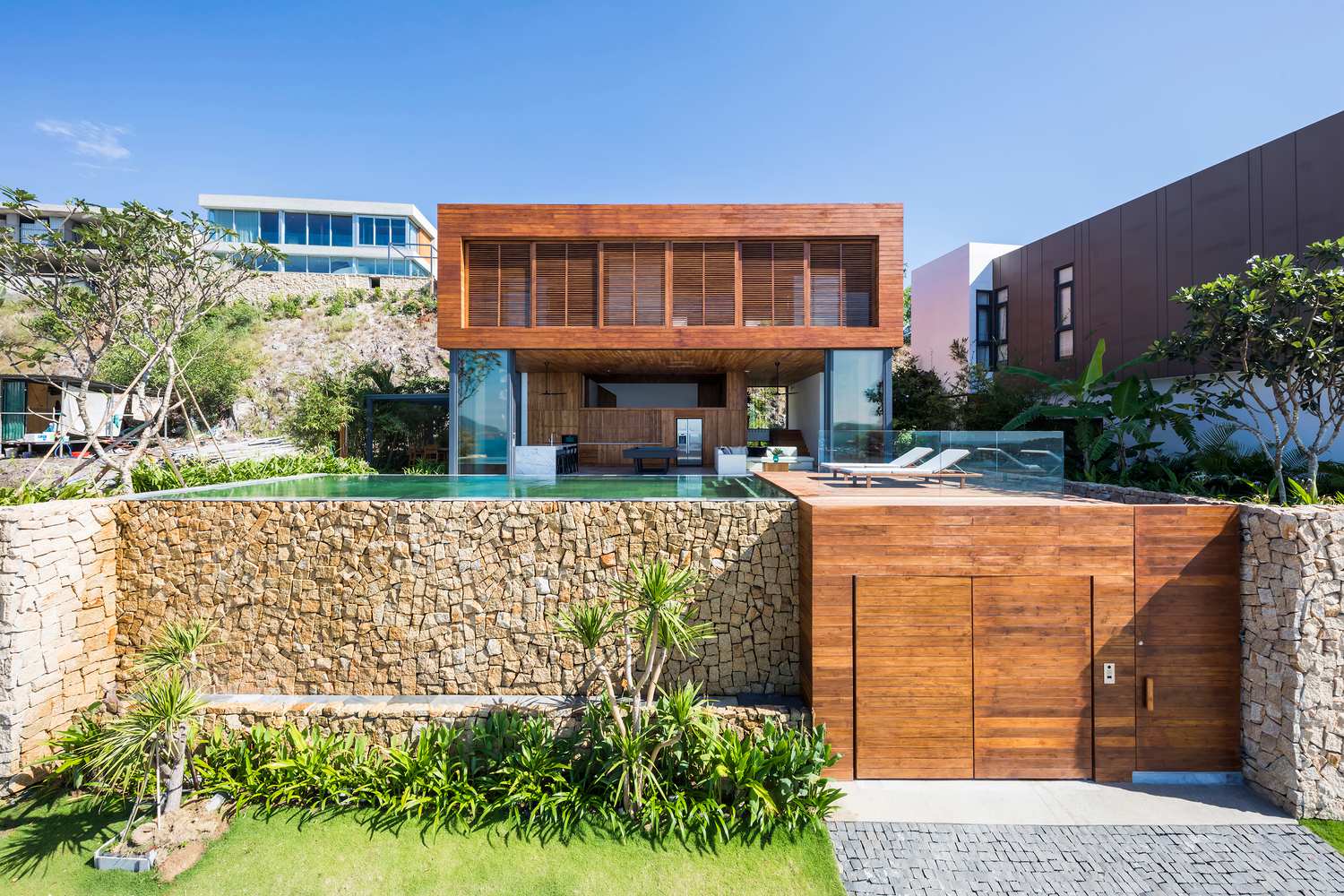 Timber House – Biệt thự gỗ nghỉ dưỡng nhìn ra vịnh Nha Trang1